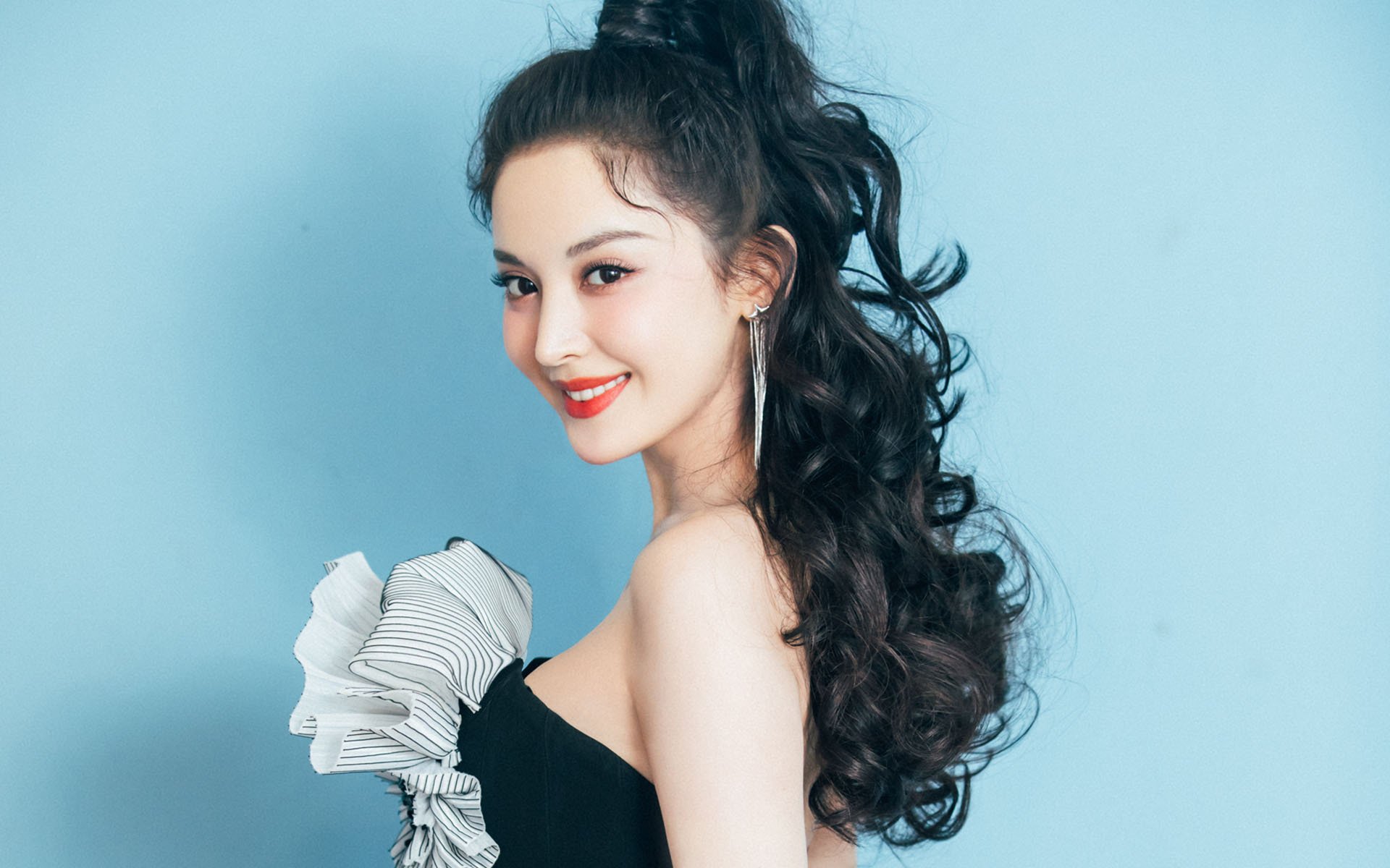 KAIYUN 中国大陆-【AI分析】数据驱动下的战术调整，数据驱动机制