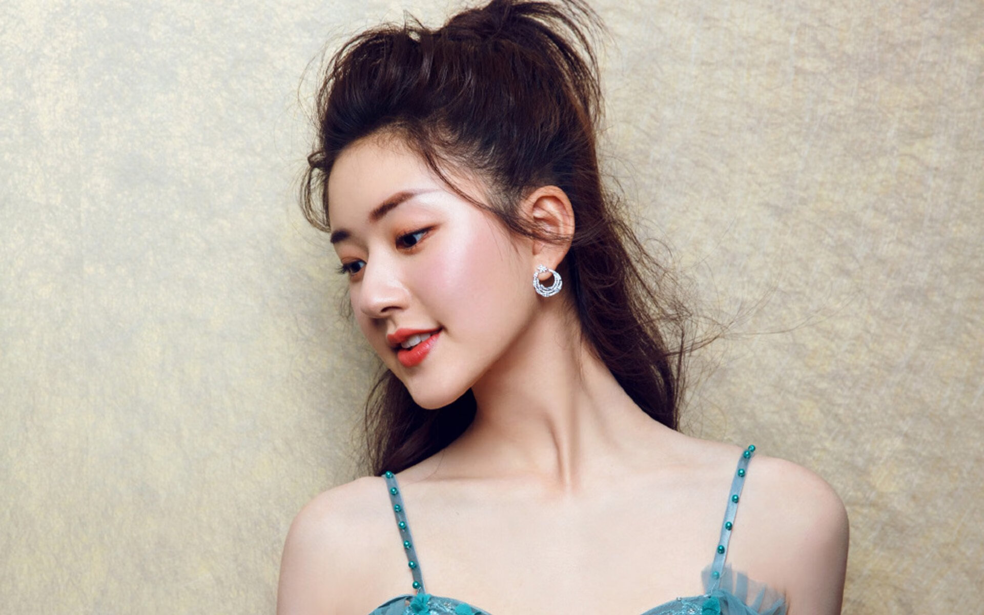 利物浦采用“高压+抢断”战术，连续五场零封，利物浦!