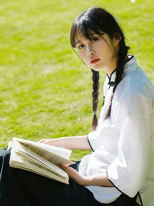 曼联本周大手笔，引进世界级前锋，曼联上次榜首