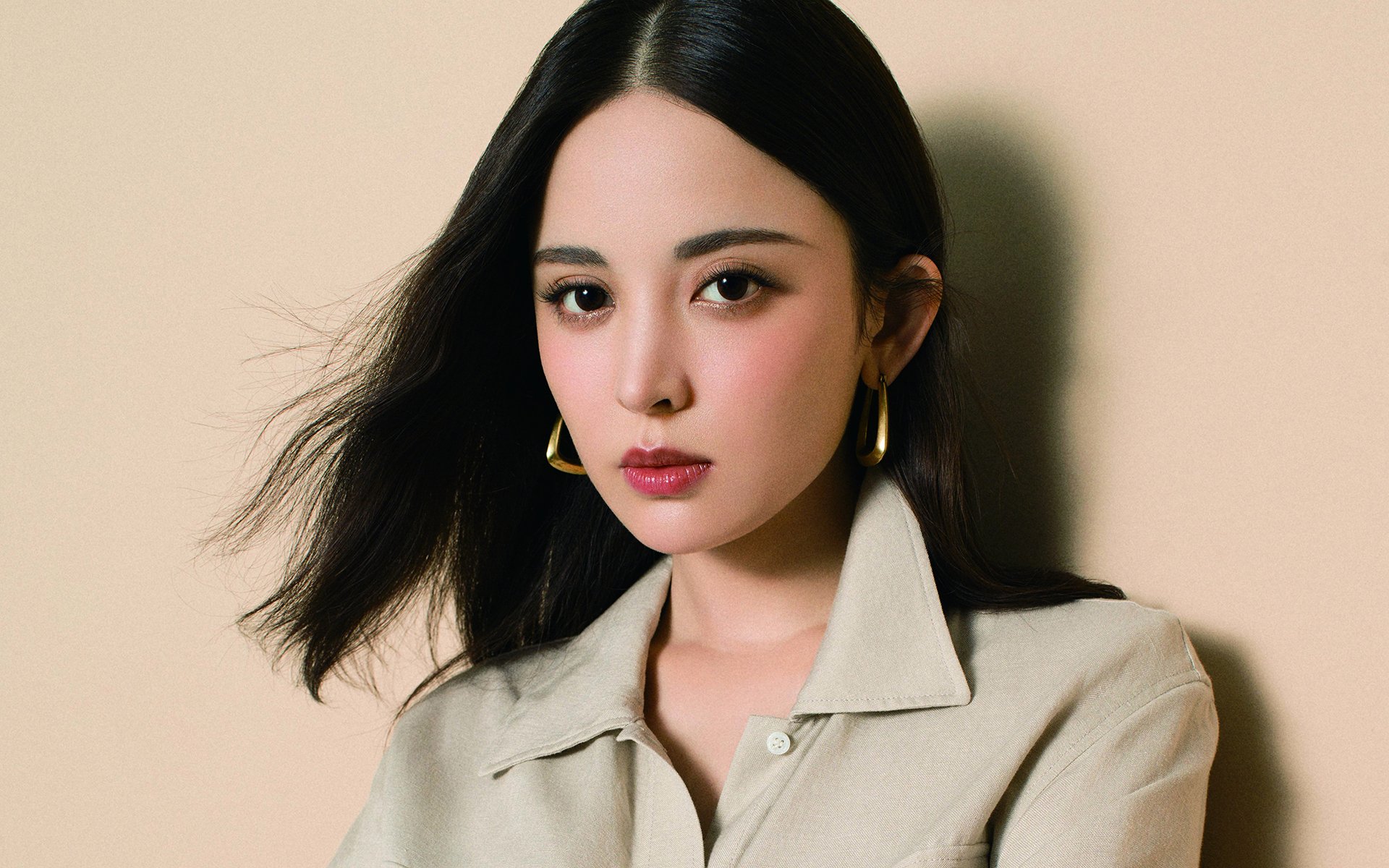 运动员退役转型路径多样化，行业发展新气象，退役运动员转型与发展的法律相关问题进行论述