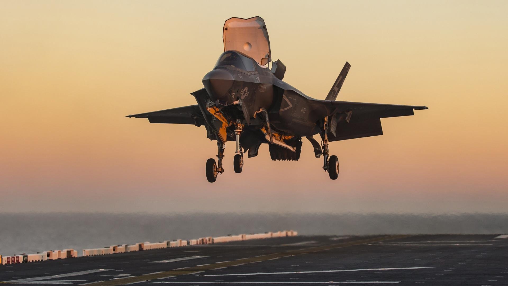 足球联赛新星表现抢眼成焦点,现在足球新星